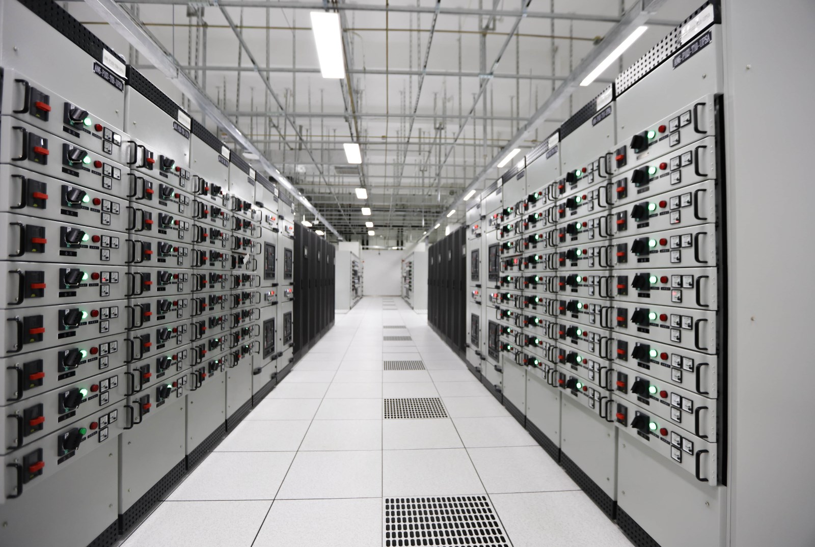 idc机房,双线服务器托管,服务器托管,多线BGP机房